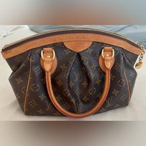 Louis Vuitton Tivoli Handbag